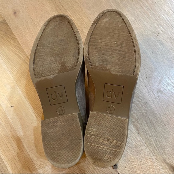 DV by Dolce Vita Women 7.5 Tan Ankle Booties - Picture 4 of 11